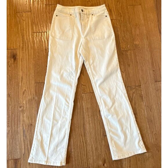 Liz Claiborne Jackie cream high rise flare jeans 6 - Picture 2 of 10